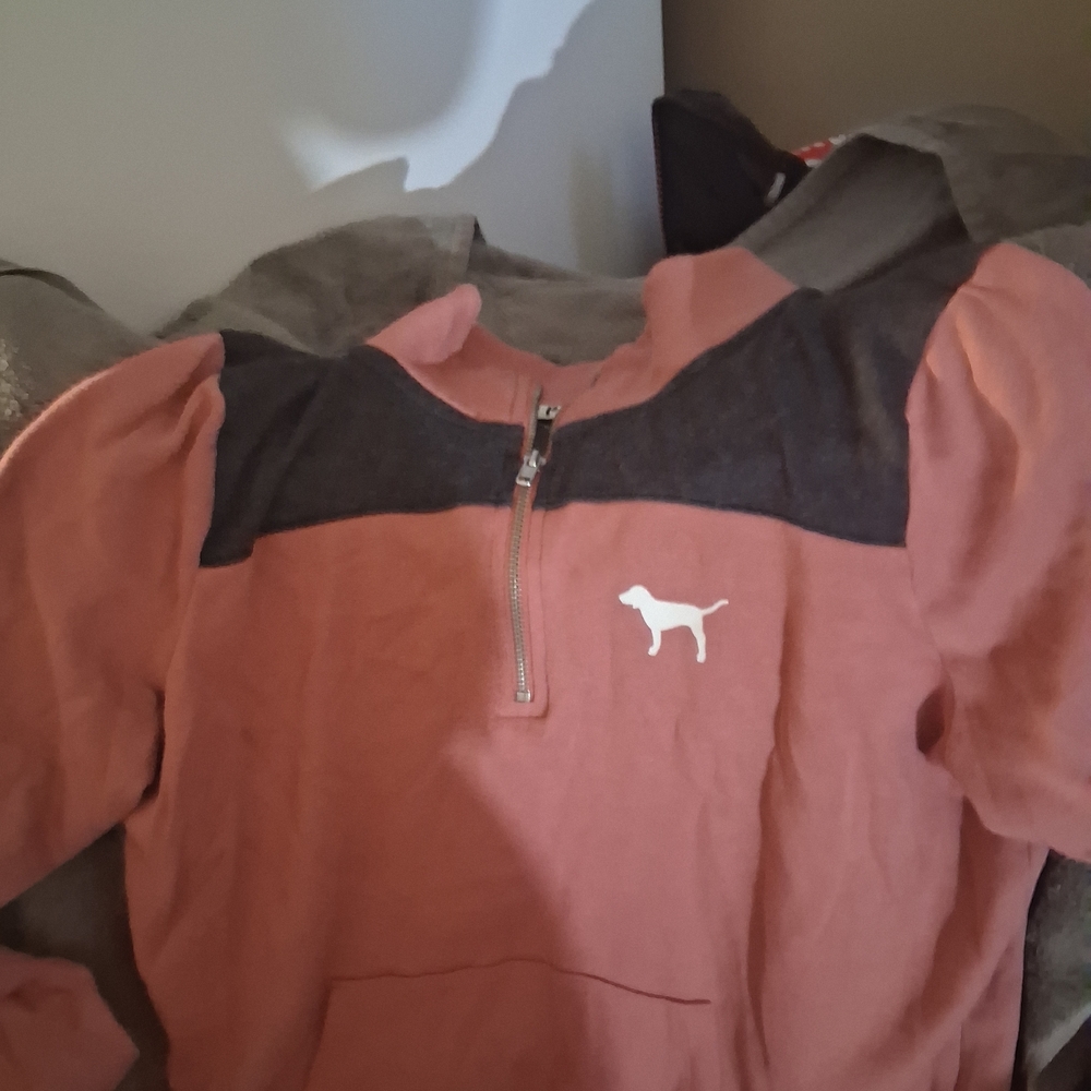 PINK Victoria's Secret Pink and Gray Long Sleeve - Picture 3 of 4